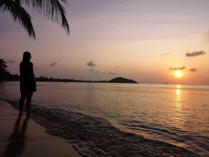 Lipa Noin ranta on oiva paikka katsella thaimaalaista auringonlaskua